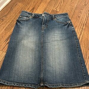 Jean skirt - slight flare at bottom. WORN ONCE